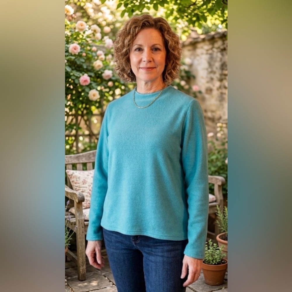 Lands' End Women’s Turquoise Fleece Top